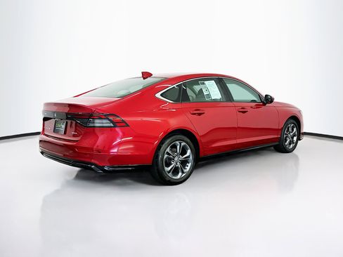 Used 2024 Honda Accord EX-L image 9