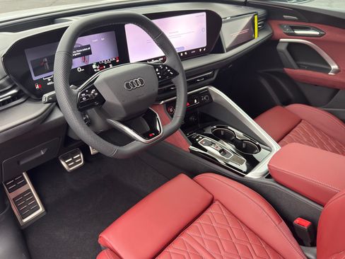 New 2026 Audi SQ5 Prestige AWD/4WD image 14