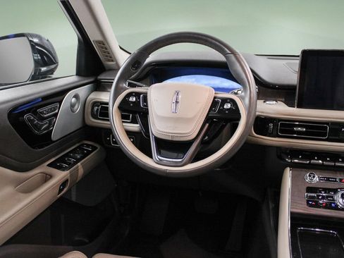 Used 2020 Lincoln Aviator Reserve w/ Equipment Group 202A AWD/4WD image 18