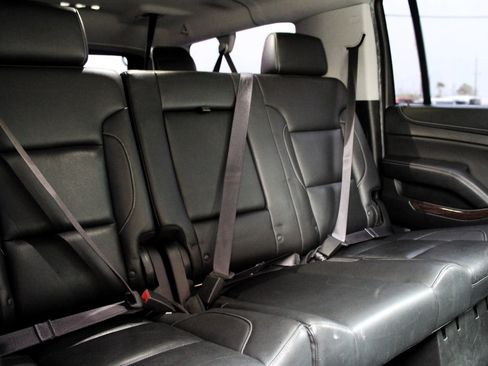 Used 2017 GMC Yukon XL SLT image 20