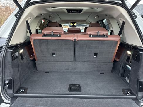 Used 2020 BMW X7 xDrive40i w/ Premium Package image 23