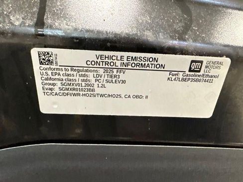 Used 2025 Buick Envista Sport Touring FWD image 31