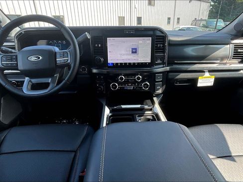 New 2025 Ford F350 Lariat w/ Lariat Ultimate Package image 5