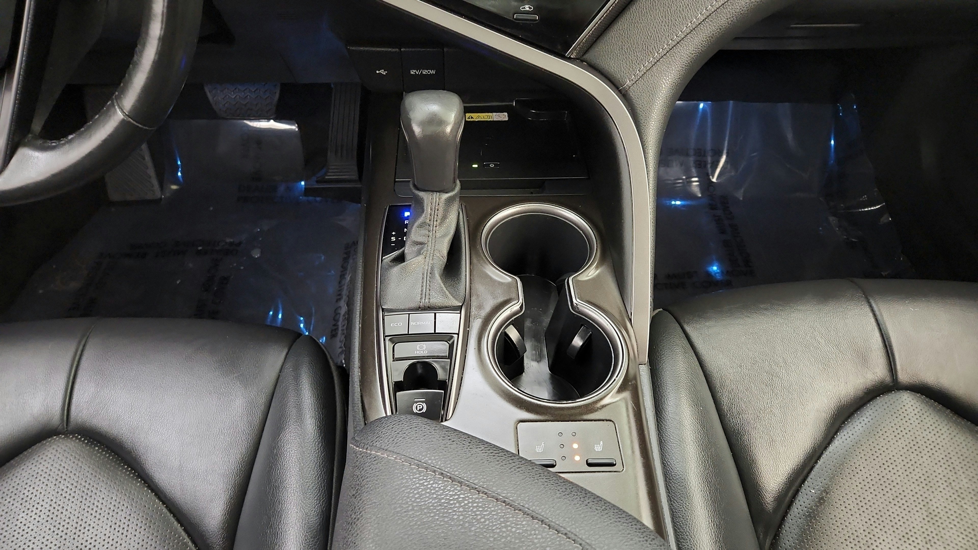 Used 2023 Toyota Camry XSE w/ Cold Weather Package FWD image 24