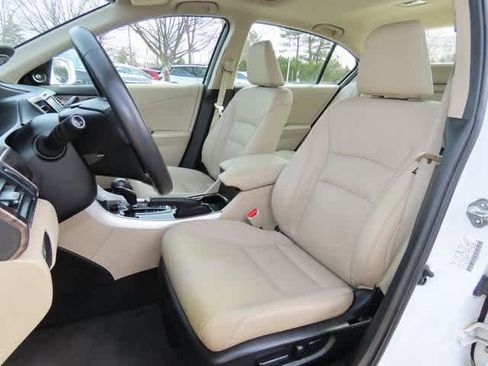 Used 2016 Honda Accord EX-L image 12