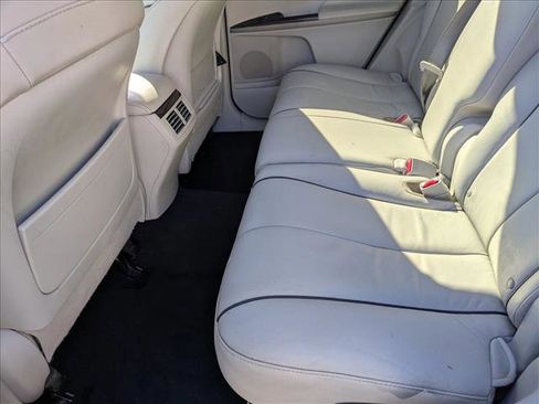 Used 2013 Toyota Venza XLE image 14