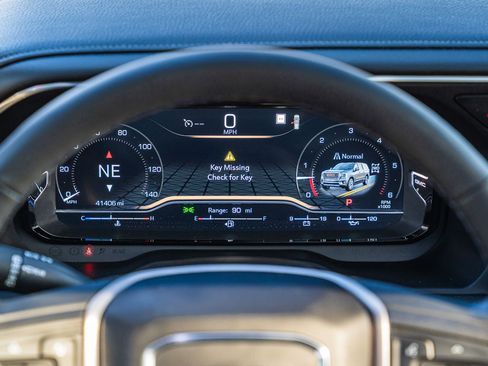 Used 2023 GMC Yukon Denali image 29