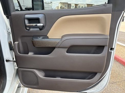 Used 2017 GMC Sierra 2500 Denali w/ Duramax Plus Package image 35