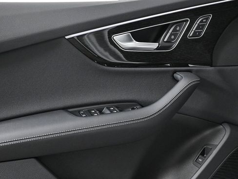 New 2026 Audi Q7 3.0T Premium Plus image 6