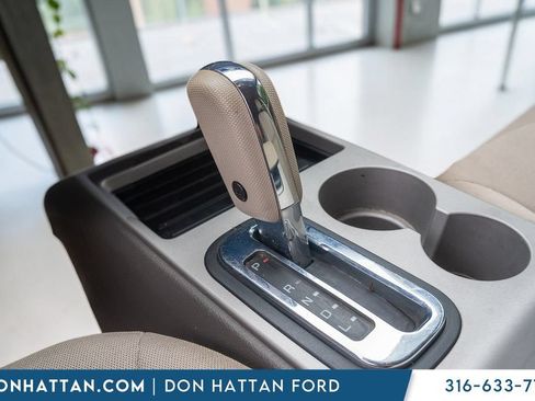 Used 2010 Ford Edge SE FWD image 9