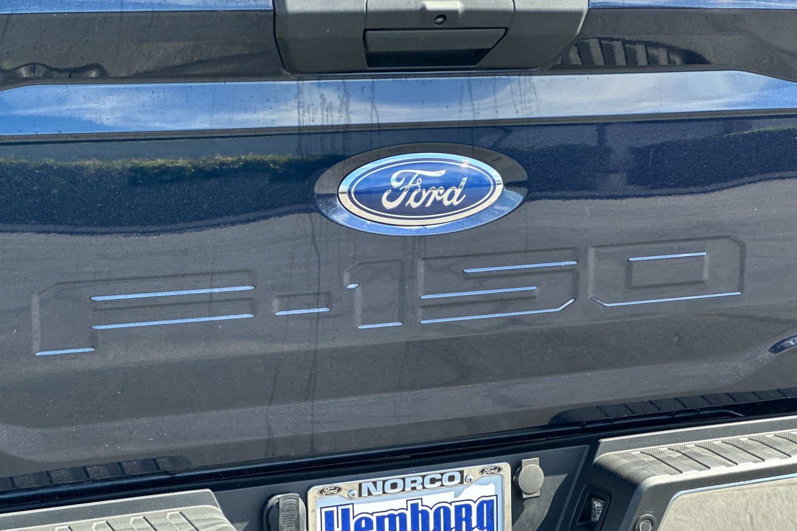 Used 2023 Ford F150 Lariat AWD/4WD image 25