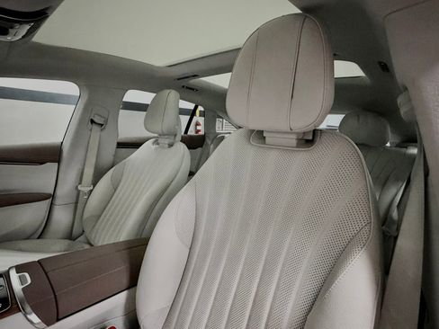 Used 2023 Mercedes-Benz EQS 580 4MATIC Sedan image 25