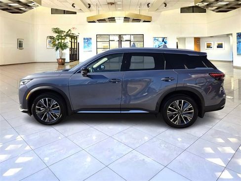 Certified 2026 INFINITI QX60 Luxe w/ Cargo Package image 4