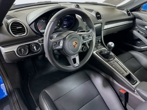 Used 2024 Porsche 718 Cayman RWD image 11