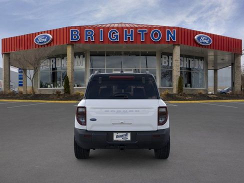 Used 2025 Ford Bronco Sport Badlands image 5