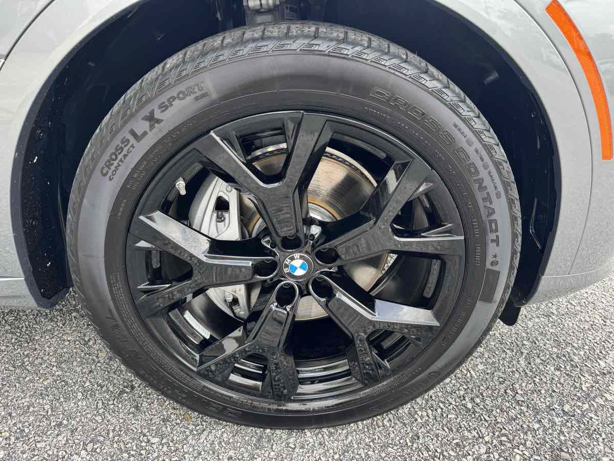 Used 2025 BMW X7 xDrive40i AWD/4WD image 37
