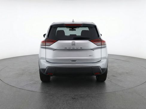 Used 2025 Nissan Rogue SV AWD/4WD image 7