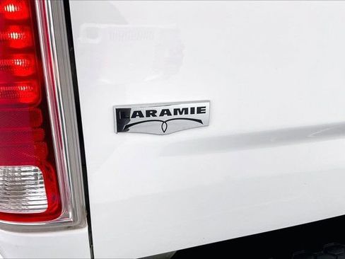 Used 2018 RAM 2500 Laramie w/ Convenience Group AWD/4WD image 7