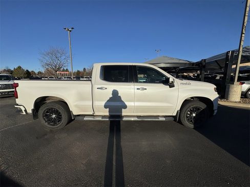 Used 2019 Chevrolet Silverado 1500 High Country image 3