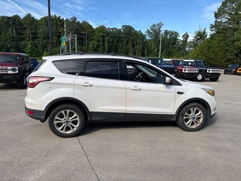 Used 2018 Ford Escape SEL FWD image 12