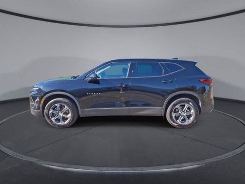 Used 2025 Chevrolet Blazer LT AWD/4WD image 5