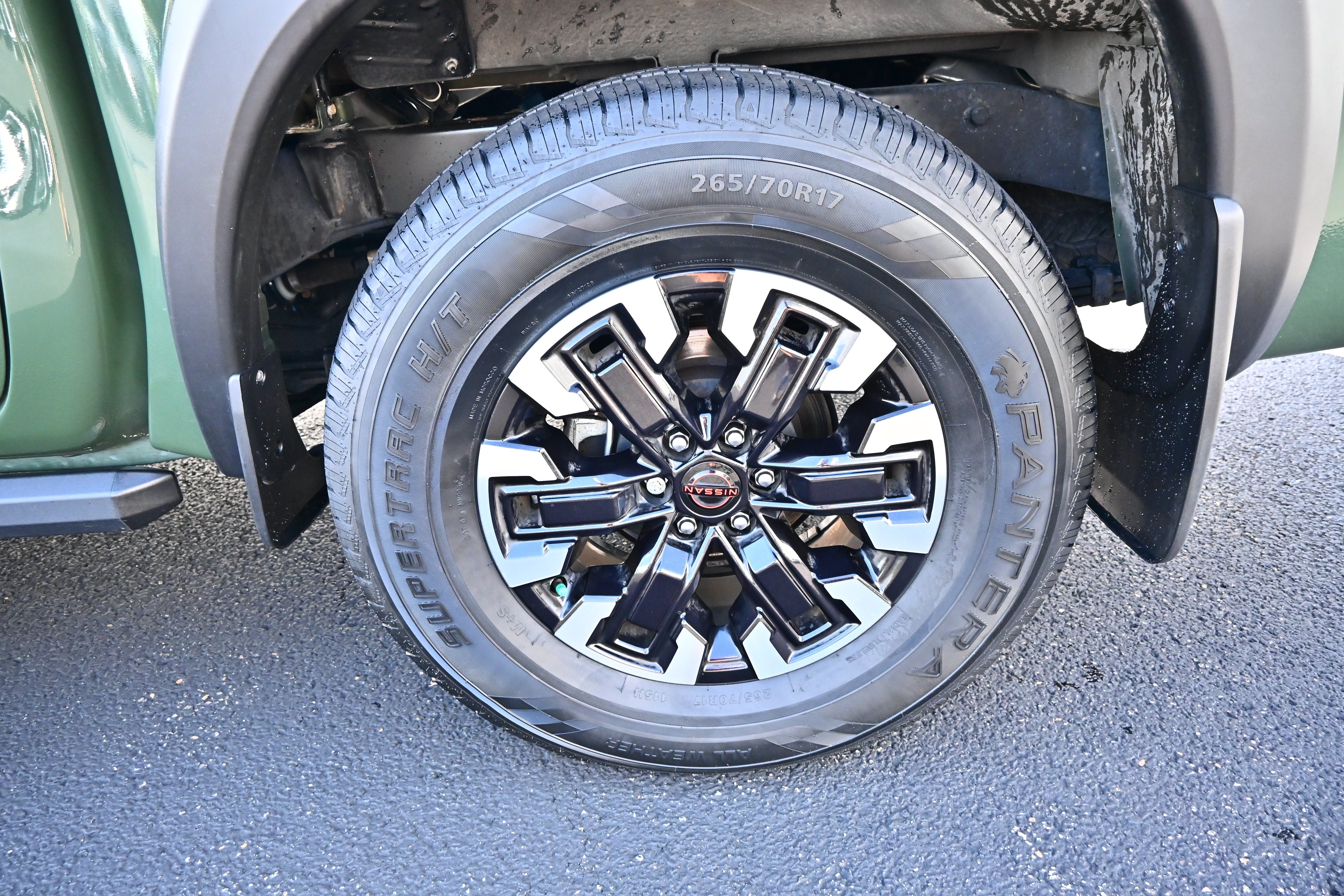 Certified 2024 Nissan Frontier PRO-4X w/ Off-Road Protection Package AWD/4WD image 12