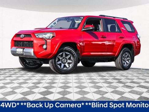 Used 2019 Toyota 4Runner TRD Off-Road Premium image 2