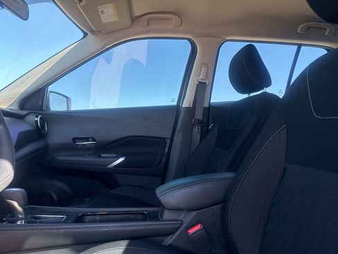 Certified 2024 Nissan Kicks SV image 38