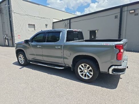 Used 2021 Chevrolet Silverado 1500 LTZ AWD/4WD image 5