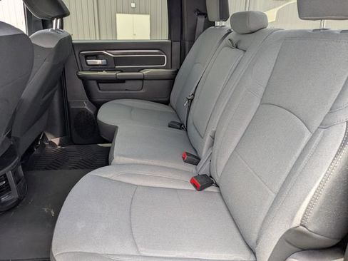 Used 2024 RAM 2500 Big Horn AWD/4WD image 11
