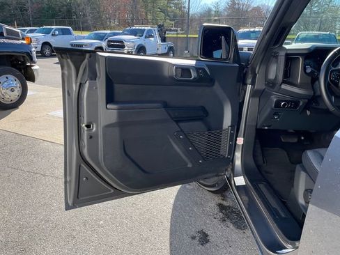 Used 2025 Ford Bronco Big Bend image 23