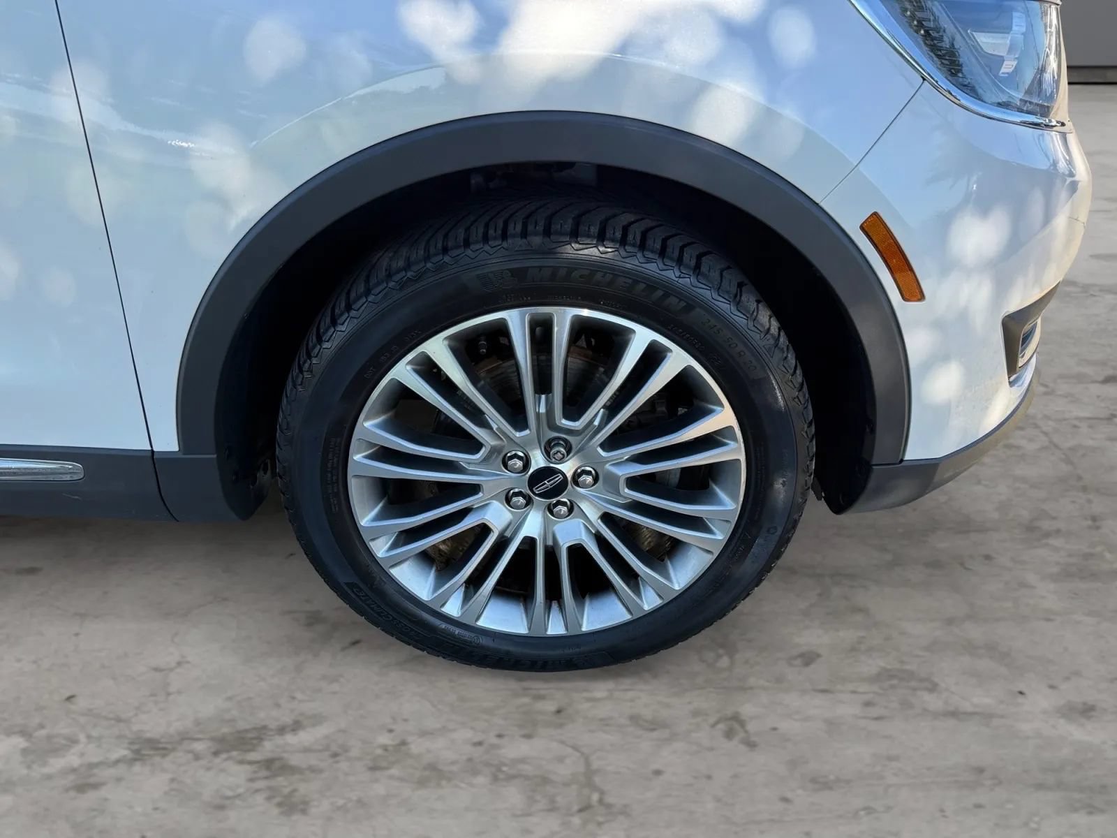 Used 2018 Lincoln MKX Reserve w/ Lincoln MKX Climate Package AWD/4WD image 47