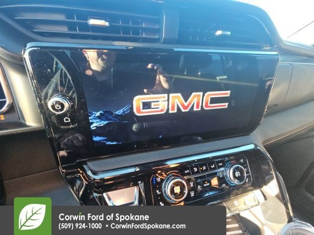 Used 2025 GMC Sierra 1500 AT4 w/ AT4 Premium Package AWD/4WD image 13