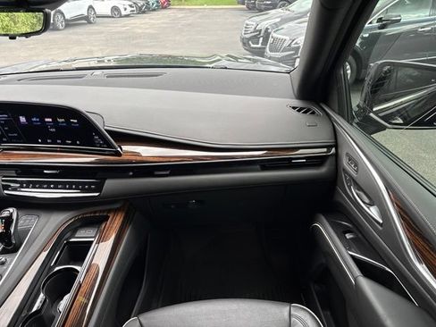 Used 2023 Cadillac Escalade ESV Premium Luxury w/ LPO, Floor Liner Package AWD/4WD image 24