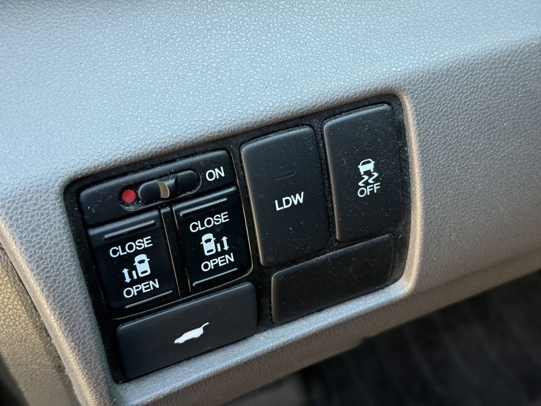 Used 2017 Honda Odyssey EX-L image 8