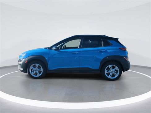 Used 2023 Hyundai Kona SEL image 5