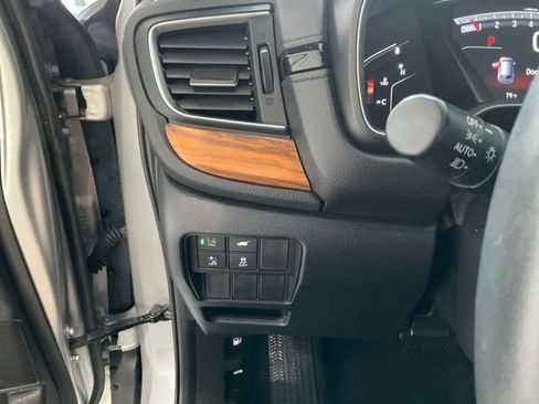Used 2021 Honda CR-V Touring image 9