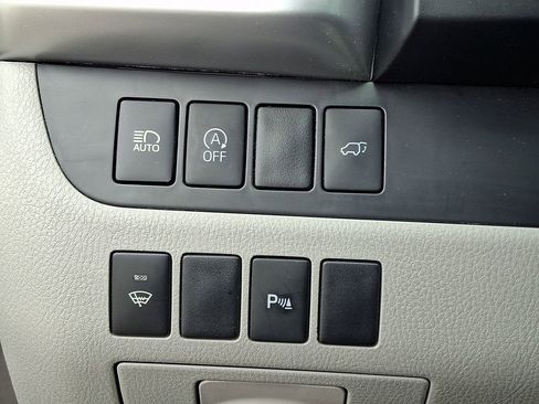 Used 2017 Toyota Highlander Limited AWD/4WD image 27