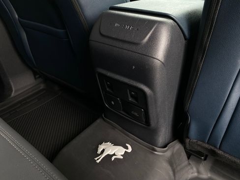 Used 2023 Ford Bronco Outer Banks image 29