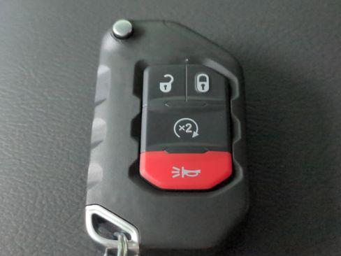 New 2025 Jeep Wrangler Sahara w/ Safety Group image 29