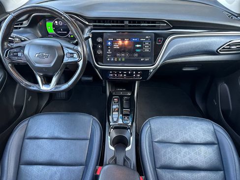 Used 2022 Chevrolet Bolt EUV Premier w/ Sun & Sound Package image 12