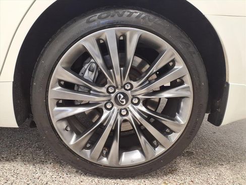 Used 2019 INFINITI Q70 Luxe image 7