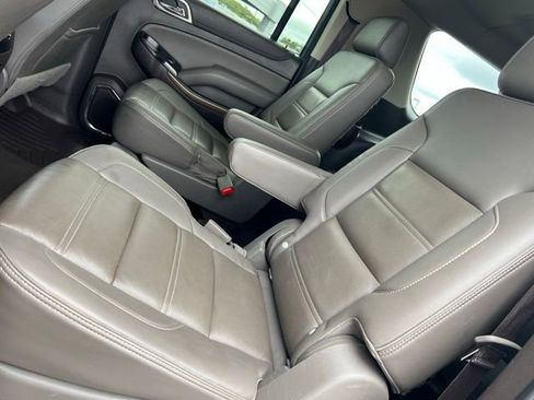 Used 2020 GMC Yukon XL Denali image 43