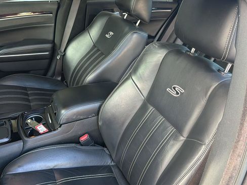 Used 2022 Chrysler 300 S RWD image 30