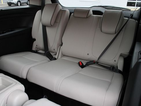 New 2026 Honda Odyssey Touring image 26