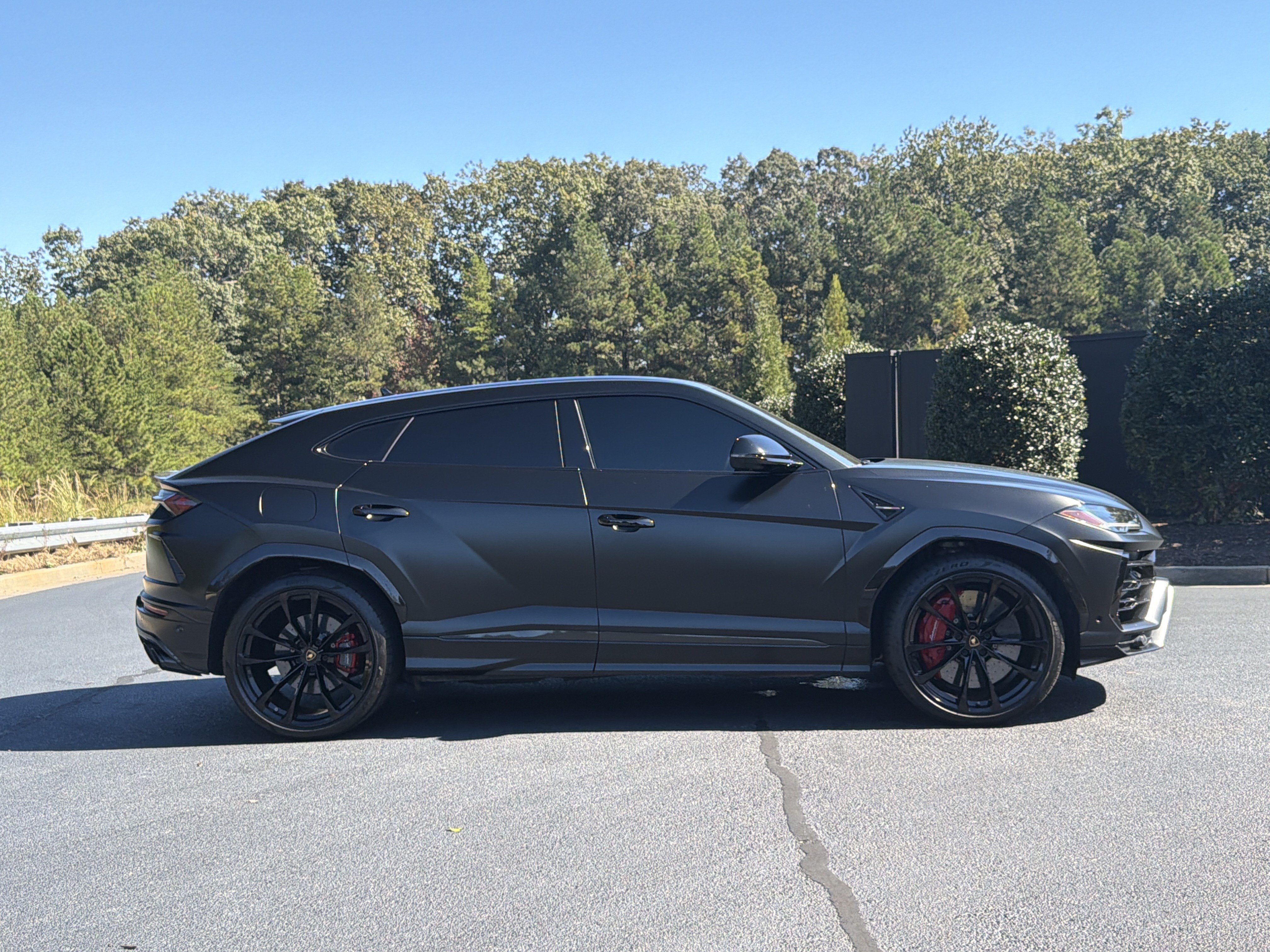 Used 2020 Lamborghini Urus AWD/4WD image 5