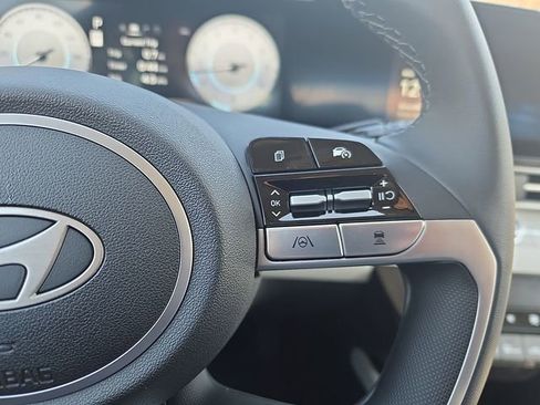 New 2026 Hyundai Elantra Limited FWD image 26