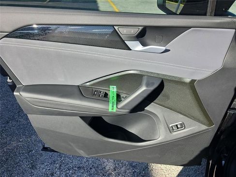 New 2026 Volkswagen Tiguan SE R-Line image 15