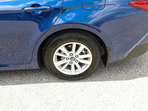 Used 2026 Toyota Camry LE FWD image 3