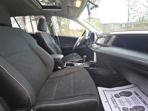 Used 2014 Toyota RAV4 XLE image 15